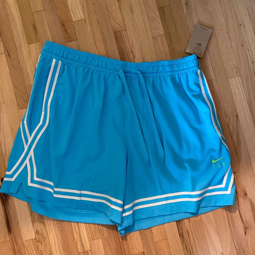 Nike Fly NEW Blue Basketball Shorts Women’s Nike Fly